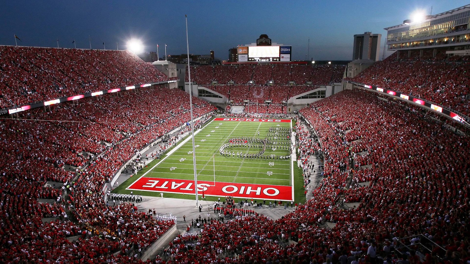 利拉德时间，当比赛读秒声响起，费城与鹈鹕的剧本由他一人执笔