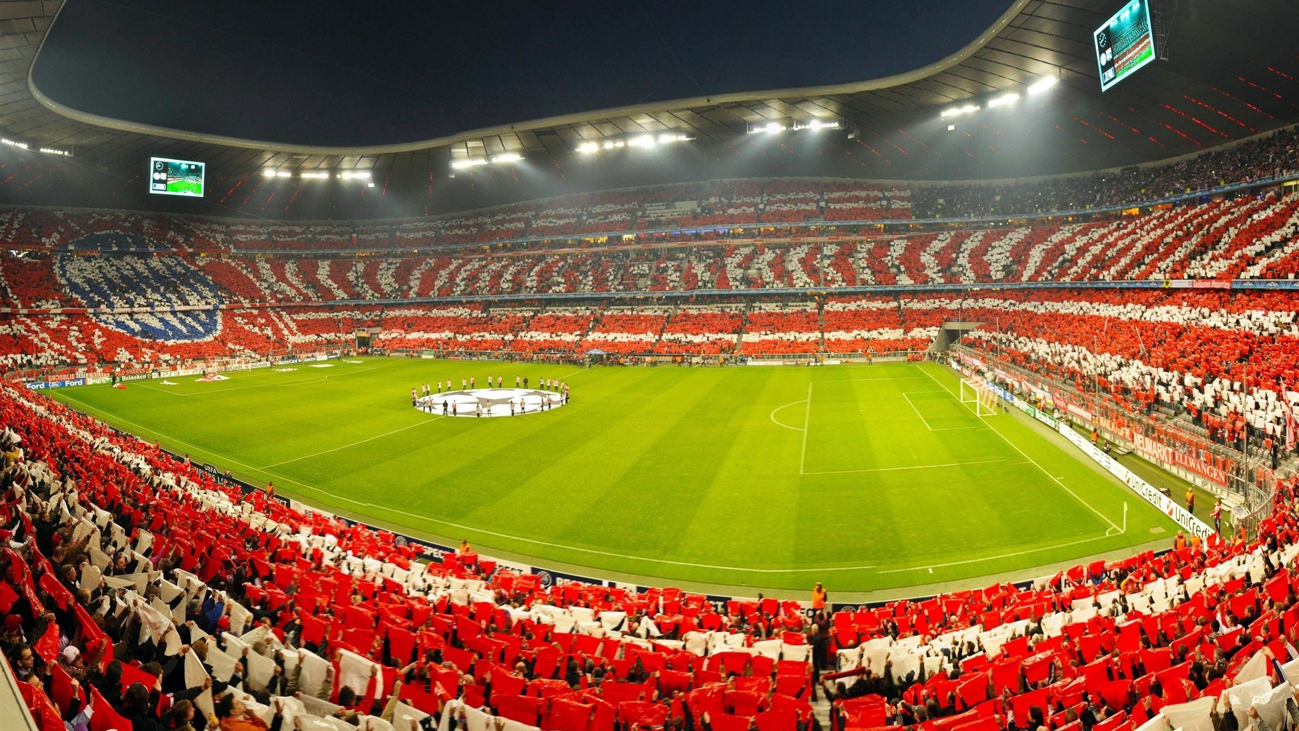 秘鲁对阵AC米兰,当卡瓦哈尔用实力跨越足球的次元壁